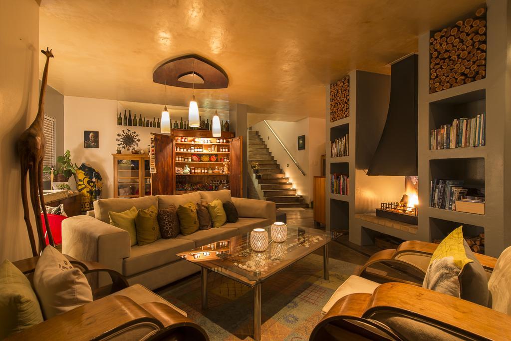 Whalesong Lodge Gansbaai Esterno foto
