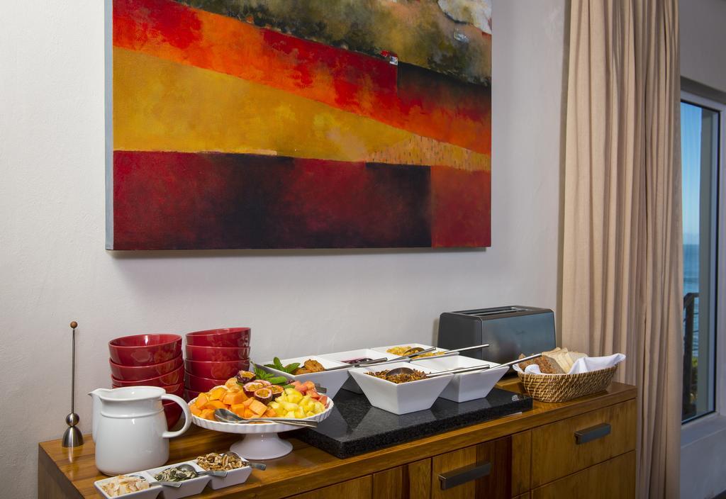 Whalesong Lodge Gansbaai Esterno foto