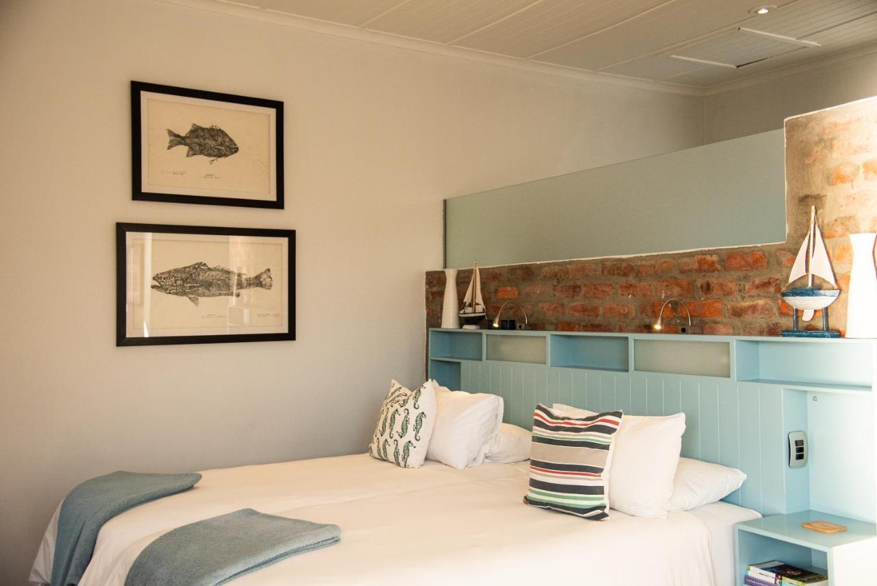 Whalesong Lodge Gansbaai Esterno foto