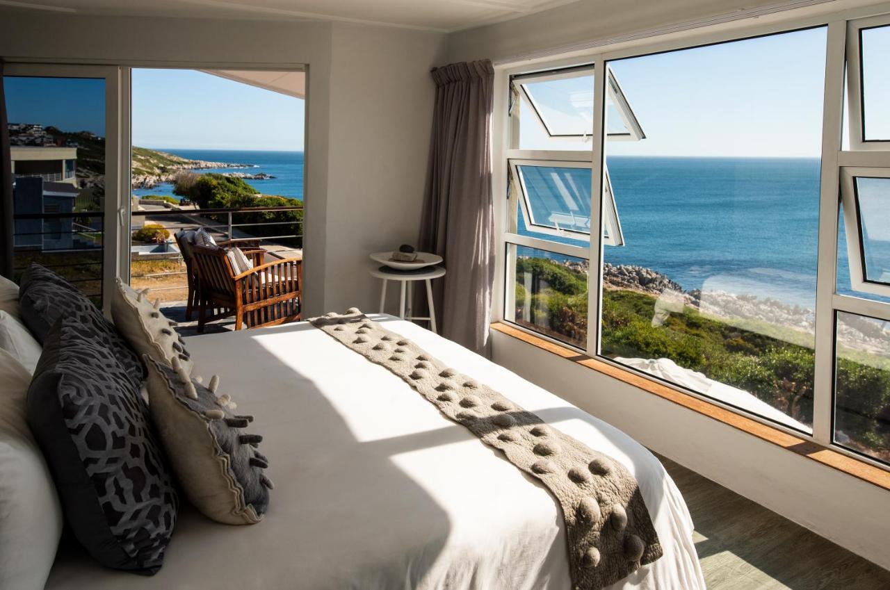 Whalesong Lodge Gansbaai Esterno foto