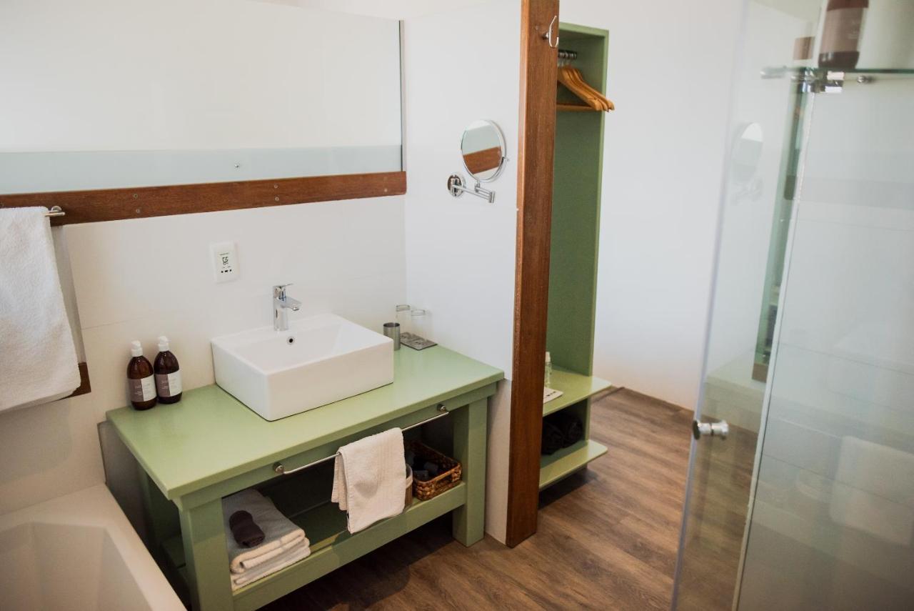 Whalesong Lodge Gansbaai Esterno foto