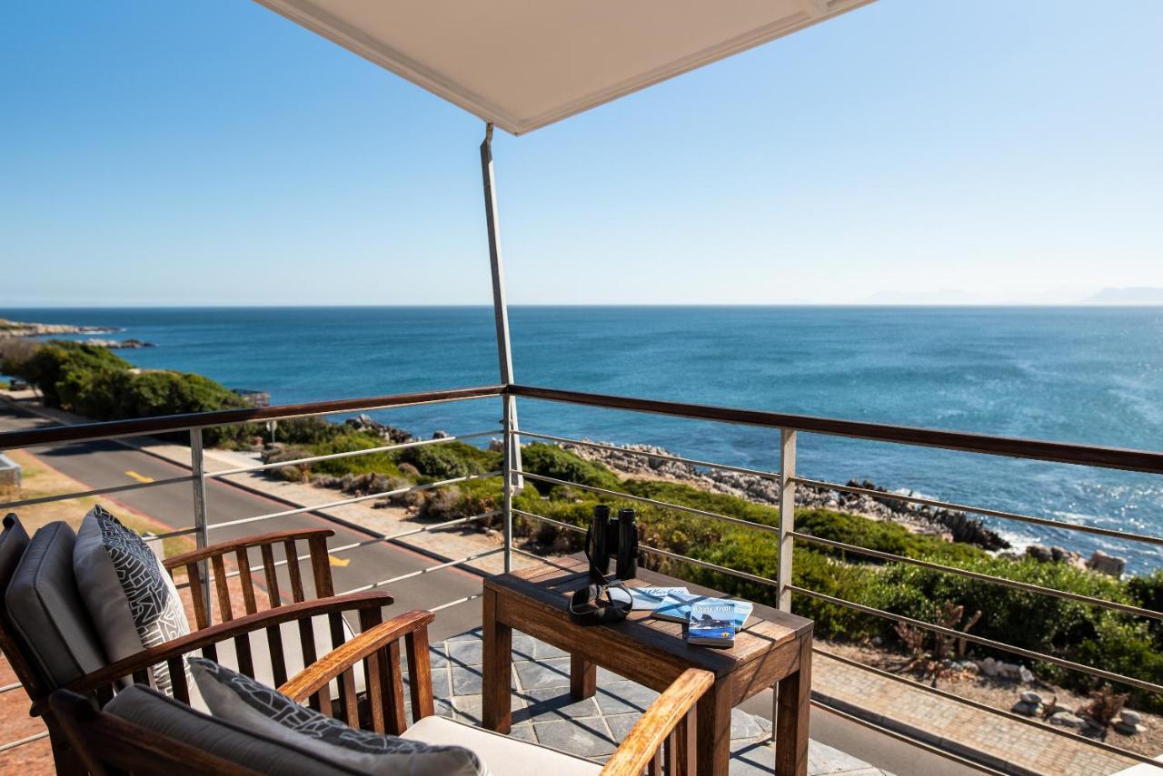 Whalesong Lodge Gansbaai Esterno foto