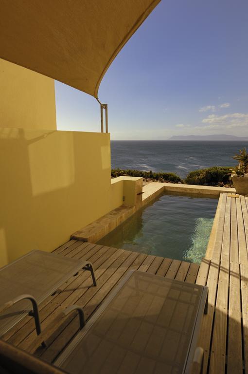 Whalesong Lodge Gansbaai Esterno foto
