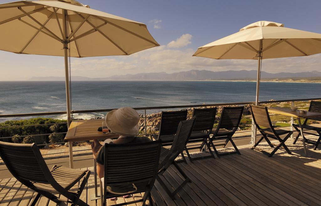Whalesong Lodge Gansbaai Esterno foto