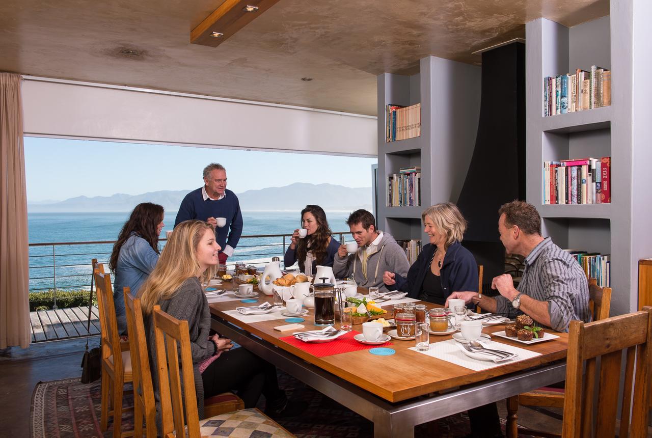 Whalesong Lodge Gansbaai Esterno foto