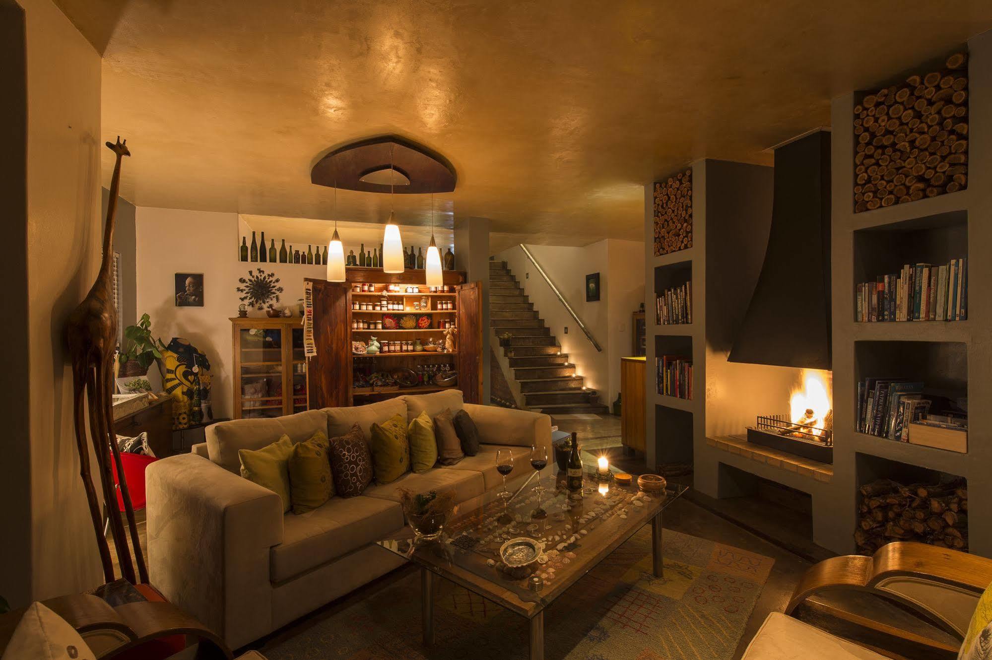 Whalesong Lodge Gansbaai Esterno foto