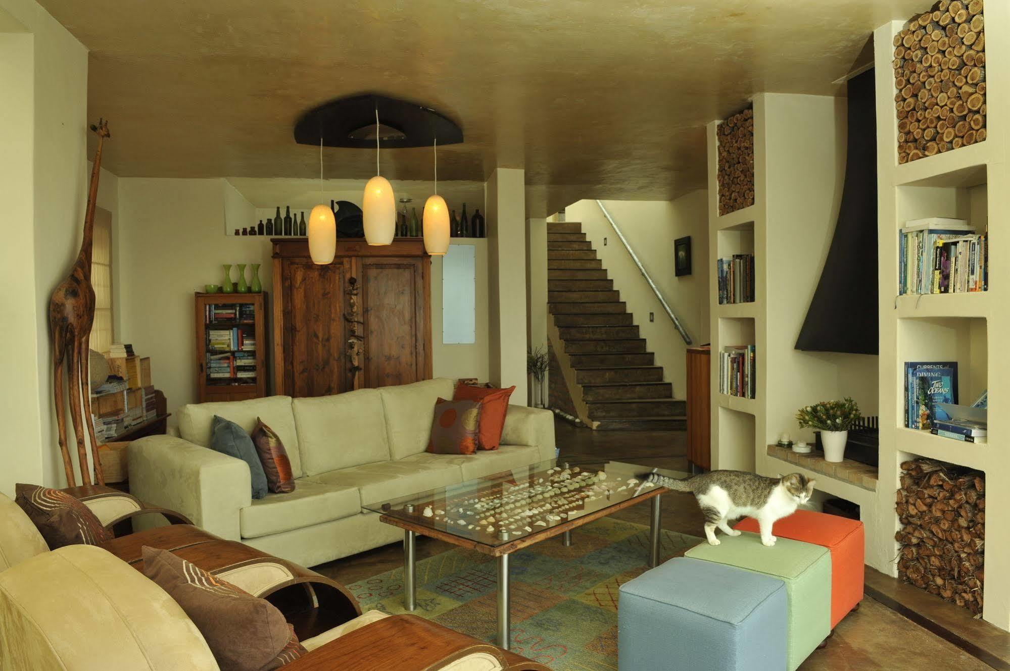 Whalesong Lodge Gansbaai Esterno foto